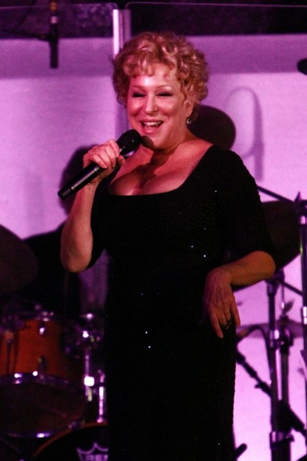 Bette Middler Photo